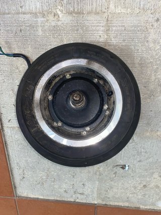 Motor halo knight + Rueda 100/55-6.5 de competicio