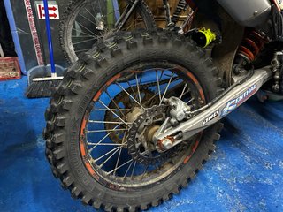 KTM 530 Enduro/Motocross Naranja/Blanca