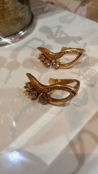Pendientes vintage flor con piedra roja