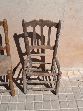 Conjunto de 2 Sillas Rústicas de Madera