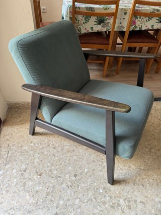 Sillón de tela tipo pana