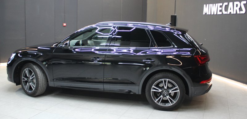 Audi Q5 2022, foto 10