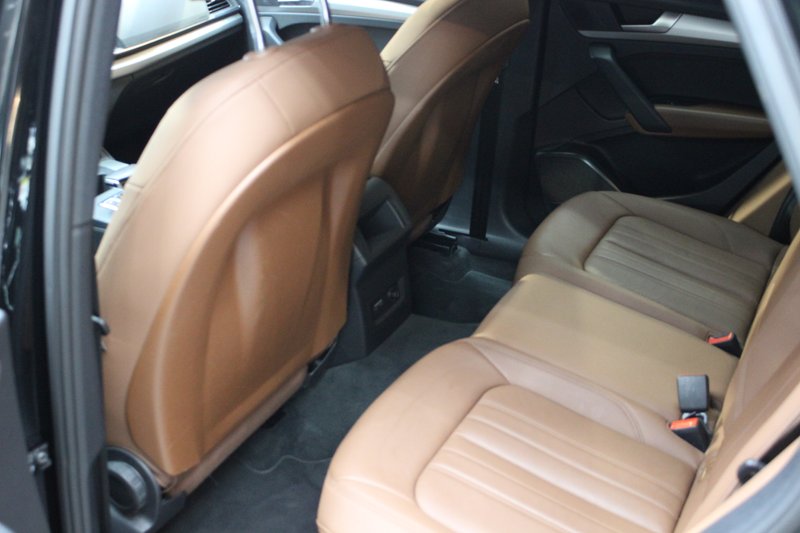 Audi Q5 2022, foto 13