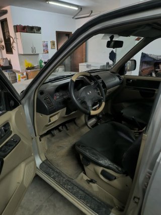 Nissan Terrano II 2004