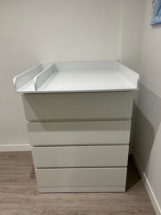 Cómoda Malm de Ikea + Cambiador a medida