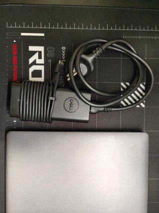 Portátil Dell Pro 14 Premium OLED