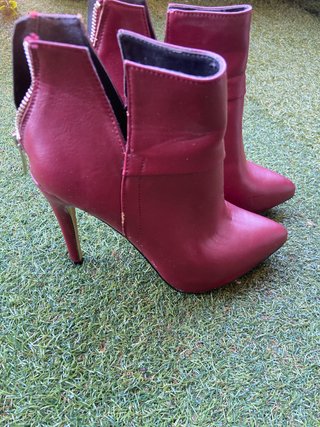 Botines Talla 37 vino burdeos
