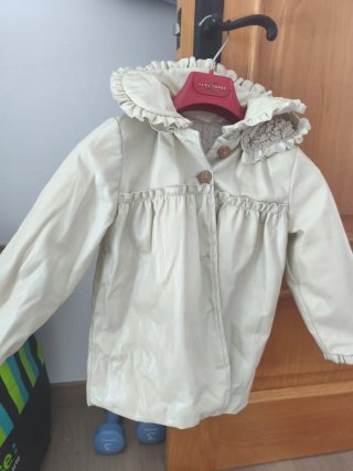 Chaquetón Valentina beige 6 años