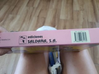 Lote variado de libros infantil en español.
