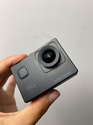 CAMARA DEPORTIVA 4K WOLFANG GA100 20MP WIFI 40M