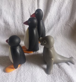 FIGURAS FAMILIA PINGU EDITOY GOLDEN