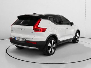 Volvo XC40 T3 Momentum Auto 120 kW (163 CV)