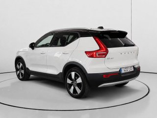 Volvo XC40 T3 Momentum Auto 120 kW (163 CV)