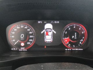 Volvo XC40 T3 Momentum Auto 120 kW (163 CV)