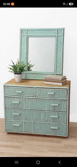Cómoda Vintage Ratán Verde Menta con Espejo