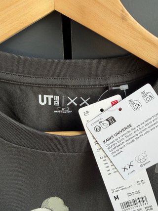 Camiseta KAWS UNIVERSE