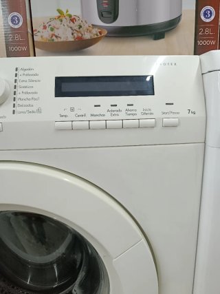 Lavadora AEG Protex 7kg Carga Frontal