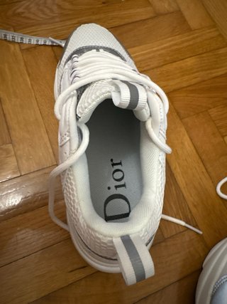 Scarpe Sneakers Bianche e Nere