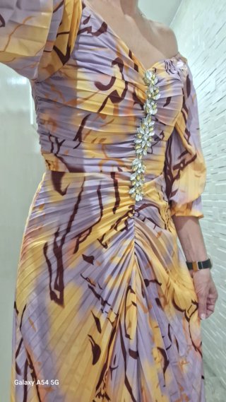 Vestido de fiesta largo plisado
