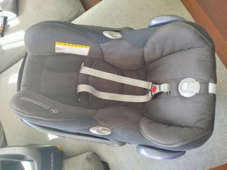 Maxi Cosi Cabriofix + Isofix Base