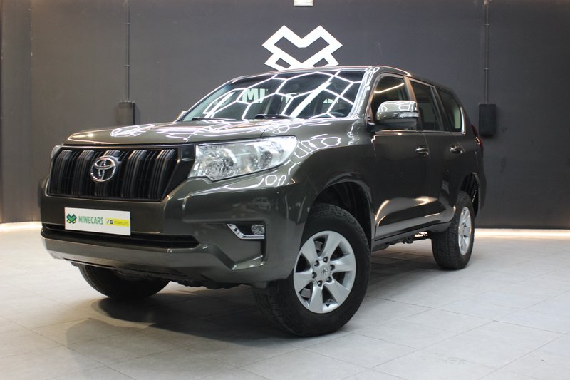 Toyota Land Cruiser 3P 2.8 D-4D GX (2021) 2020