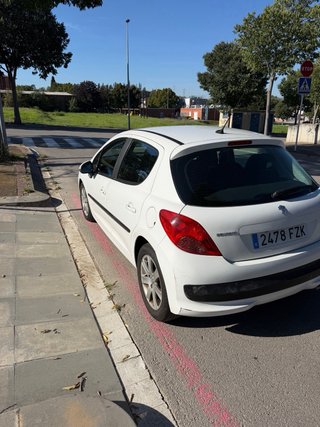 Peugeot 207 AUTOMATICO