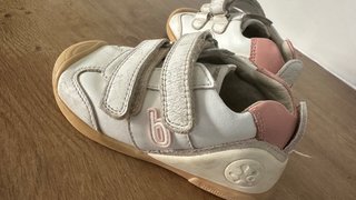 Zapatillas Biomecanics Talla 23 y talla 22
