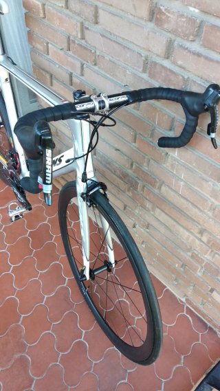 Bicicleta Stevens Aero SLR Carbono