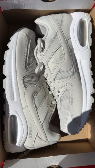 Nike Air Max Zapatillas Gris y Blancas