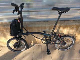 Brompton C Line Eléctrica Black Edition M6L