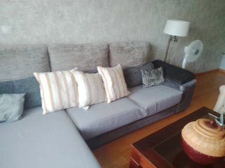 Sofá Chaiselongue Beige y Gris