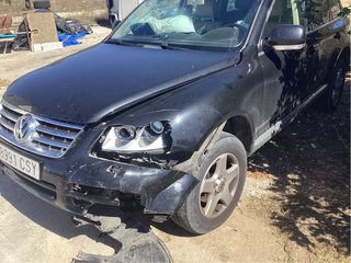 Volkswagen Touareg 2004 2.5TDI con daños