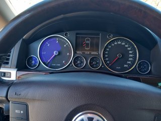 Volkswagen Touareg 2004 2.5TDI con daños