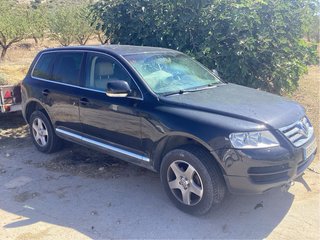 Volkswagen Touareg 2004 2.5TDI con daños