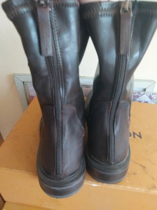 Stivaletti in vera pelle marrone