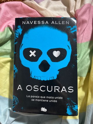 A oscuras (edición limitada · Verano) (Adéntrat...