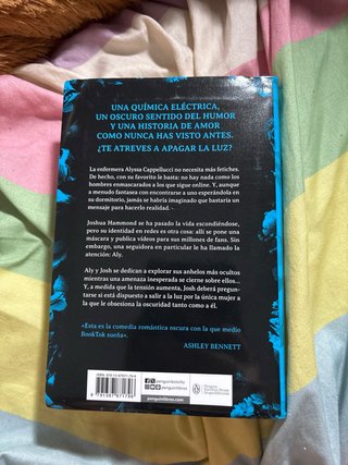 A oscuras (edición limitada · Verano) (Adéntrat...