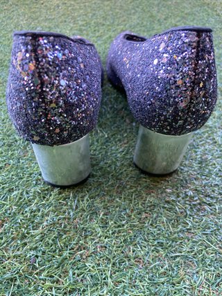 Zapatos de tacón plateados talla 37