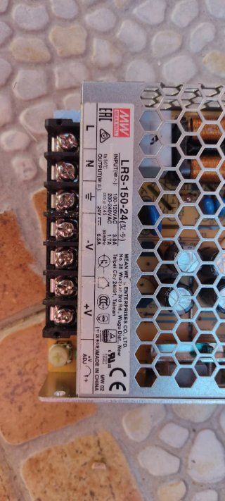 5 Fuentes Alimentación Mean Well LRS-150-24