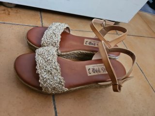 Sandalias PAR 3 Mujer Talla 38