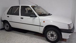 Peugeot 205 1996
