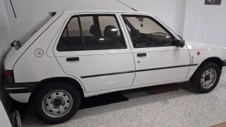 Peugeot 205 1996