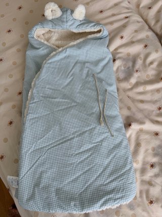 Saco de bebé con capucha y orejas