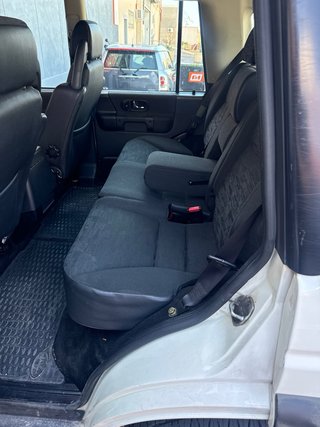 Land Rover Discovery 2003