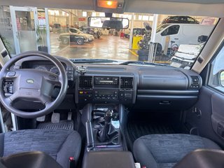 Land Rover Discovery 2003