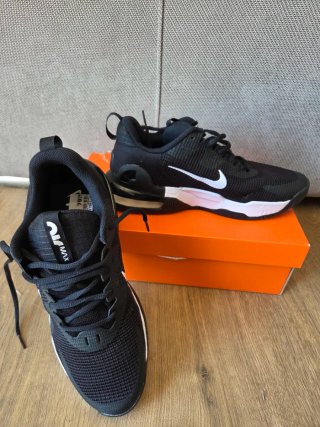 Nike zapatillas negras y blancas Talla 41