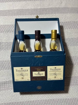 Confezione 3 Whisky Talisker 10 Anni e Astuccio
