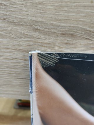 Petal Tour Zine CD Ariana Grande