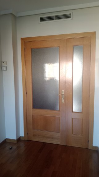 Puertas de roble con cristal para salón