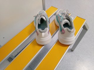 Scarpe sportive donna bianche e teal